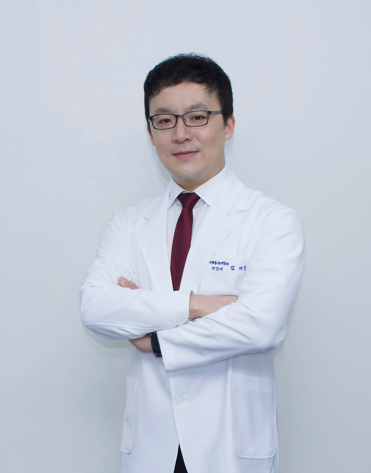 여의도튼튼척의원 김재훈 대표원장